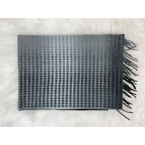 Fraas Cashmink Feel Gray Black Geometric Fringed Soft Winter Rectangle Scarf - Picture 2 of 4